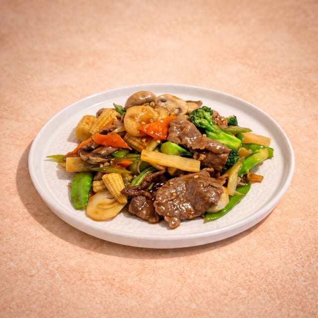 Beef w/ Mixed Vegetables (什菜牛肉).