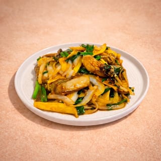 Sizzling Oyster w/ Ginger & Onion (鐵板薑蔥生蠔)
