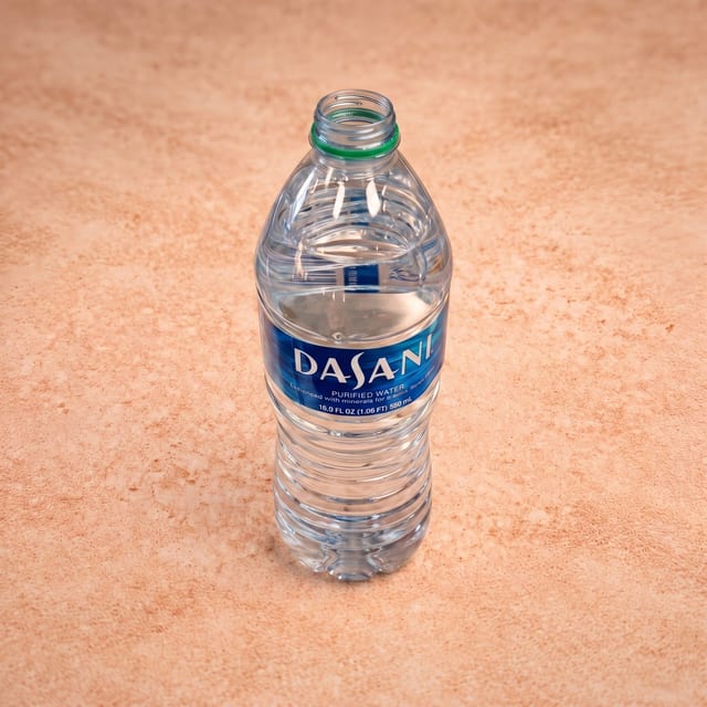 Bottled Water (瓶水).