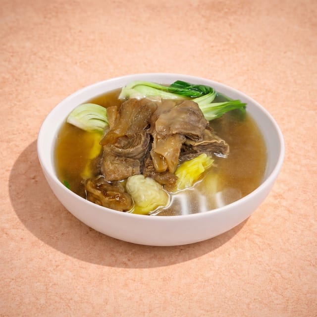Beef Brisket Wonton Noodle Soup (牛腩雲吞湯面).