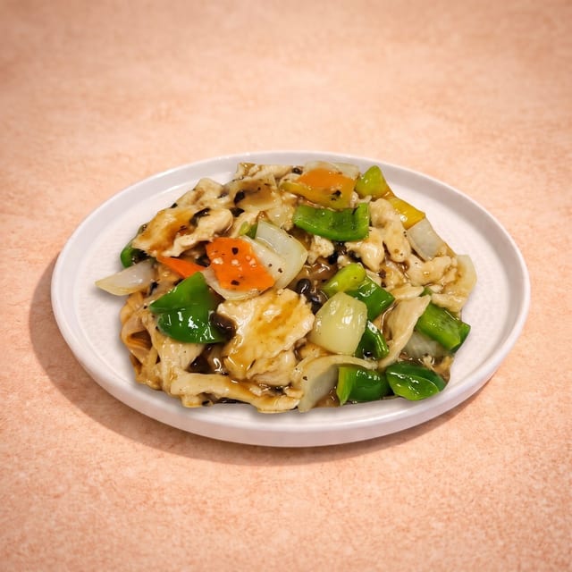 Chicken Chow Fun w/ Black Bean Sauce (豉椒雞河).