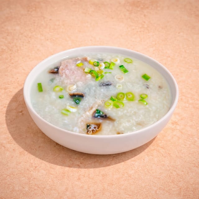 Century Egg & Pork Congee (皮蛋瘦肉粥).