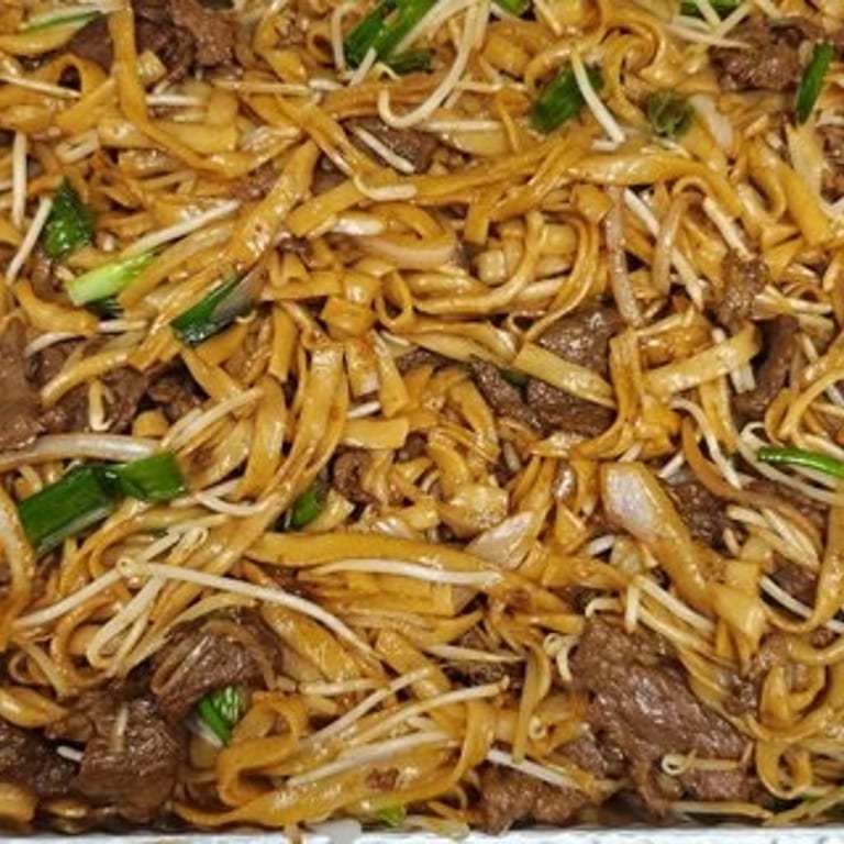 Delicious Beef Chow Fun Awaits